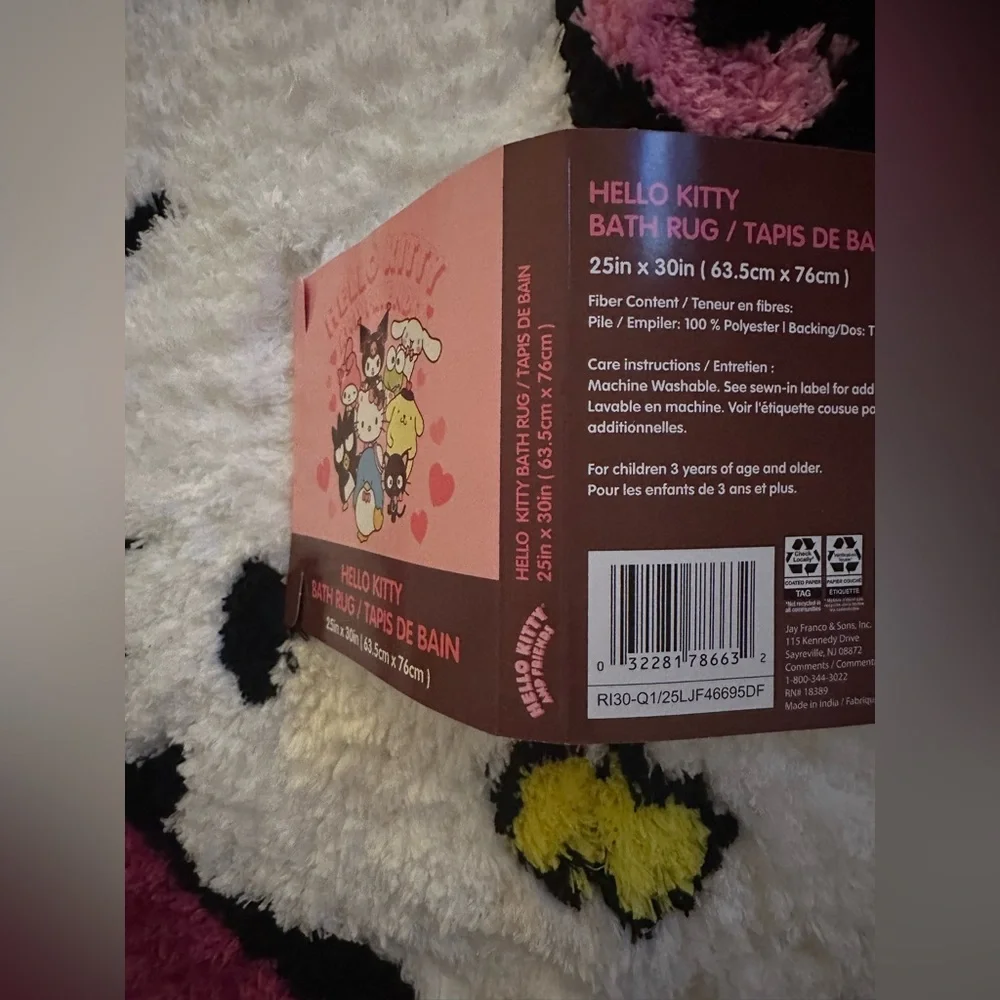 Hello Kitty Fuchsia Heart Bath Mat